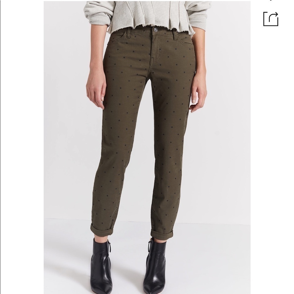CURRENT/ELLIOTT The Easy Stiletto With Rolled Hem in Rural Green Polka D…